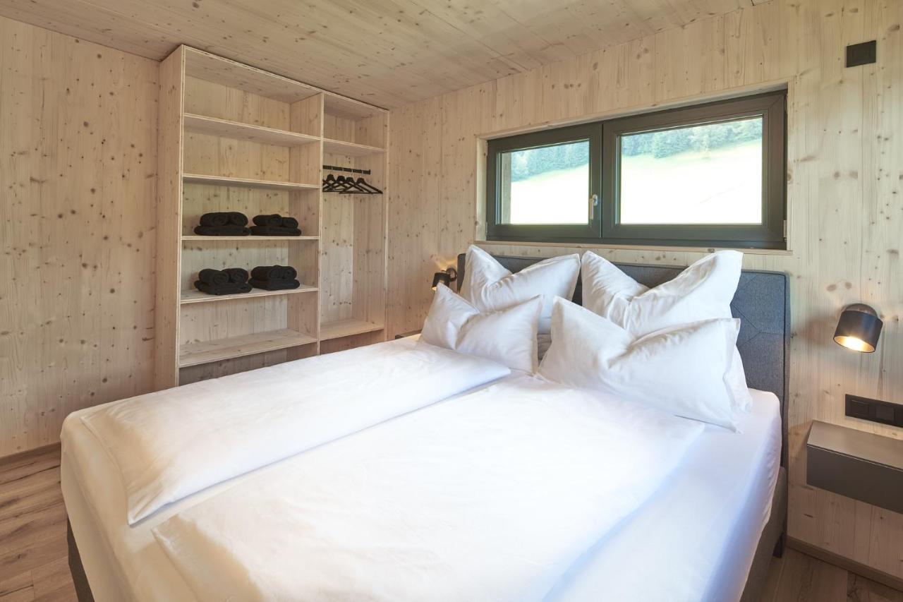 Black Forest Lodges - Gehobene Ferienwohnungen Mit Privatsaunas Tulfes Eksteriør bilde