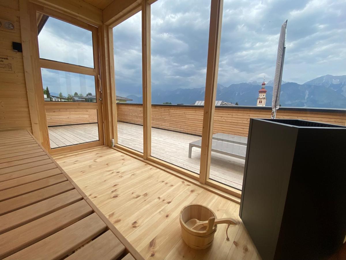 Black Forest Lodges - Gehobene Ferienwohnungen Mit Privatsaunas Tulfes Eksteriør bilde