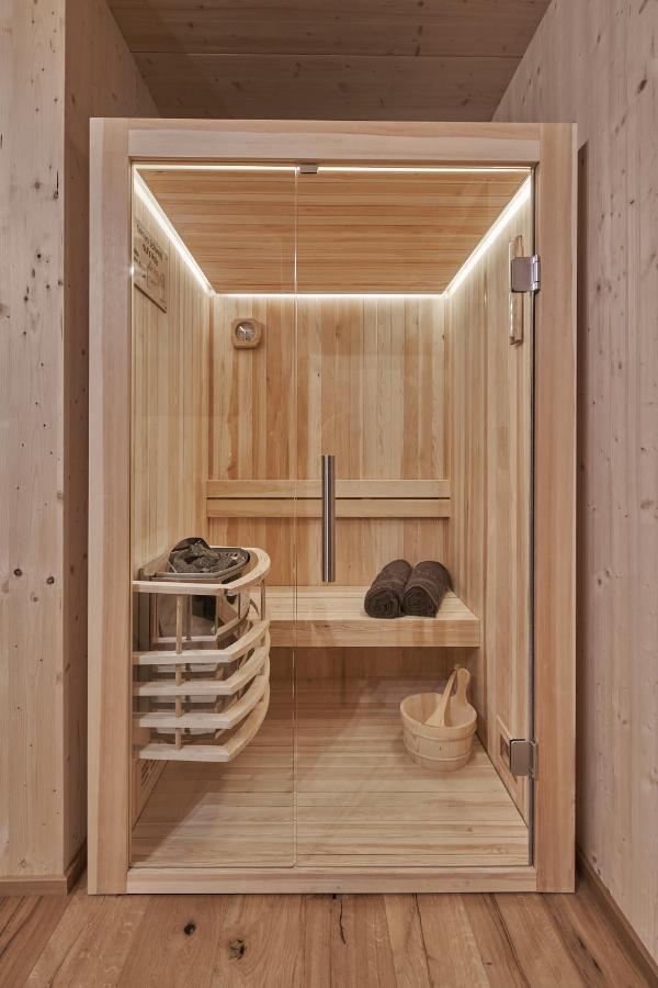 Black Forest Lodges - Gehobene Ferienwohnungen Mit Privatsaunas Tulfes Eksteriør bilde